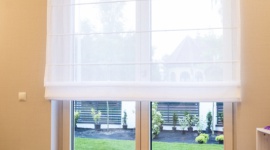 Zadbaj o dobre warunki do nauki z roletami rzymskimi